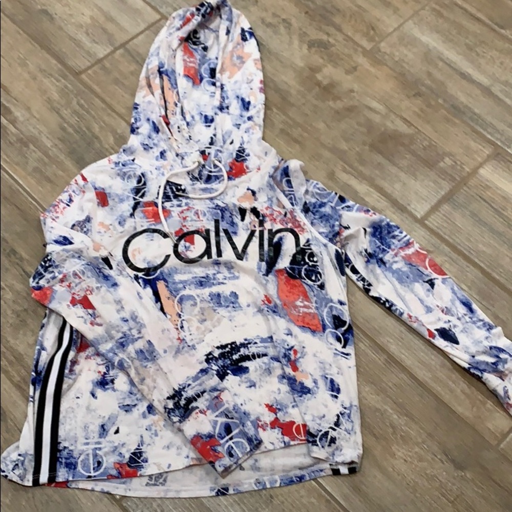 Patterned athletic hoodie